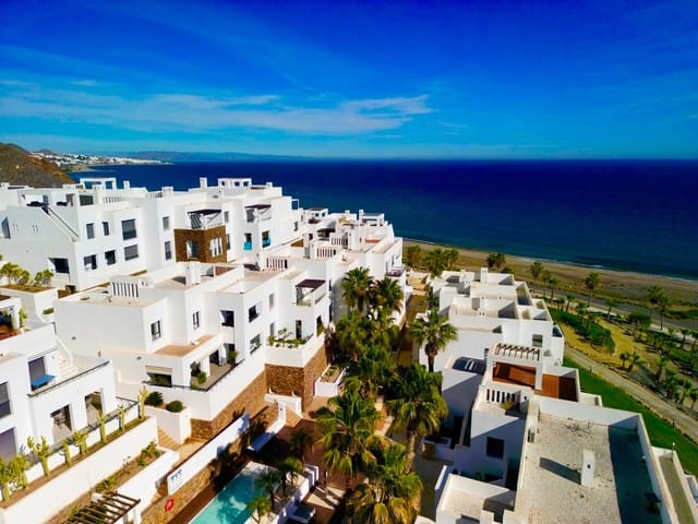 2 bedroom Penthouse for rent in Mojácar - € 1,000 (Ref: 9893947)