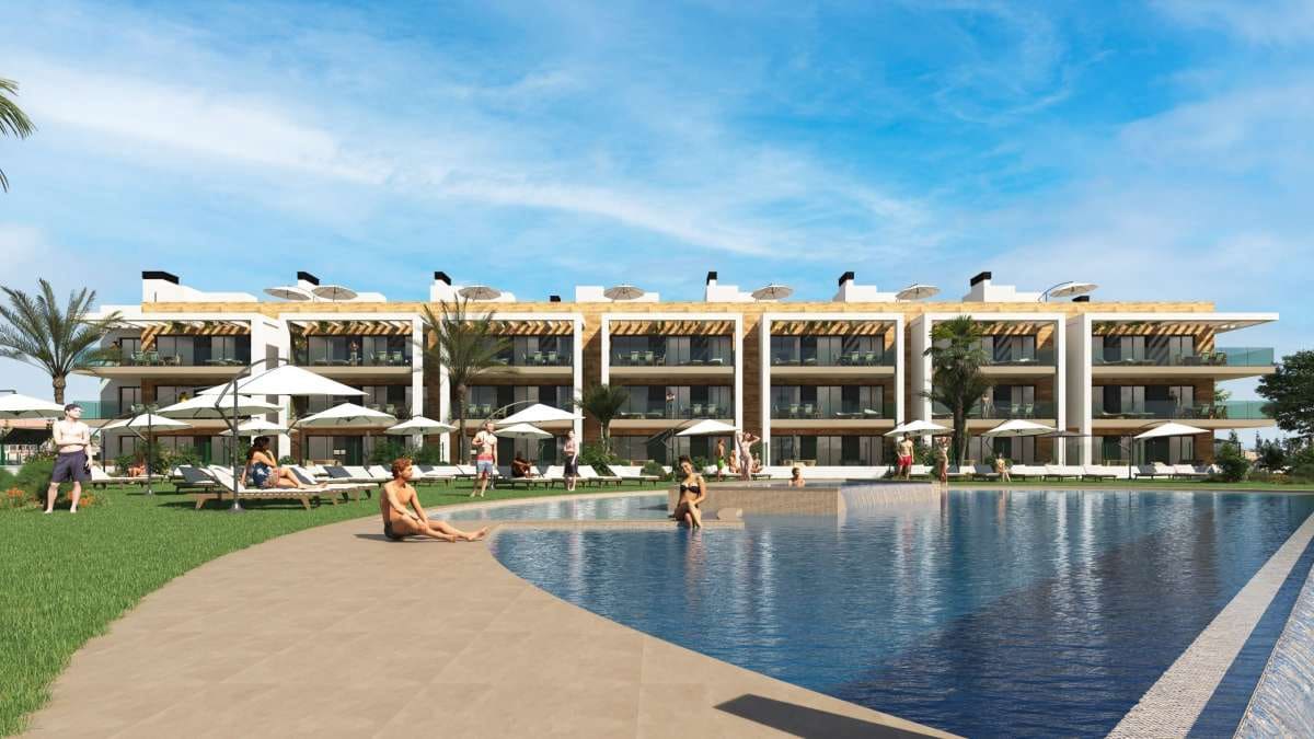 Apartamento de 3 habitaciones en Los Alcázares en venta con piscina garaje - 330.000 € (Ref: 10000986)