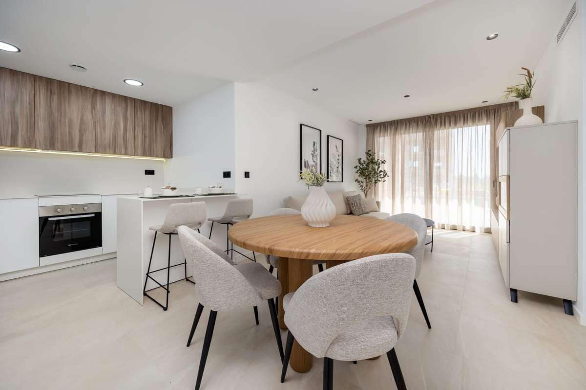 Apartamento de 3 habitaciones en Los Alcázares en venta con piscina garaje - 330.000 € (Ref: 10000986)