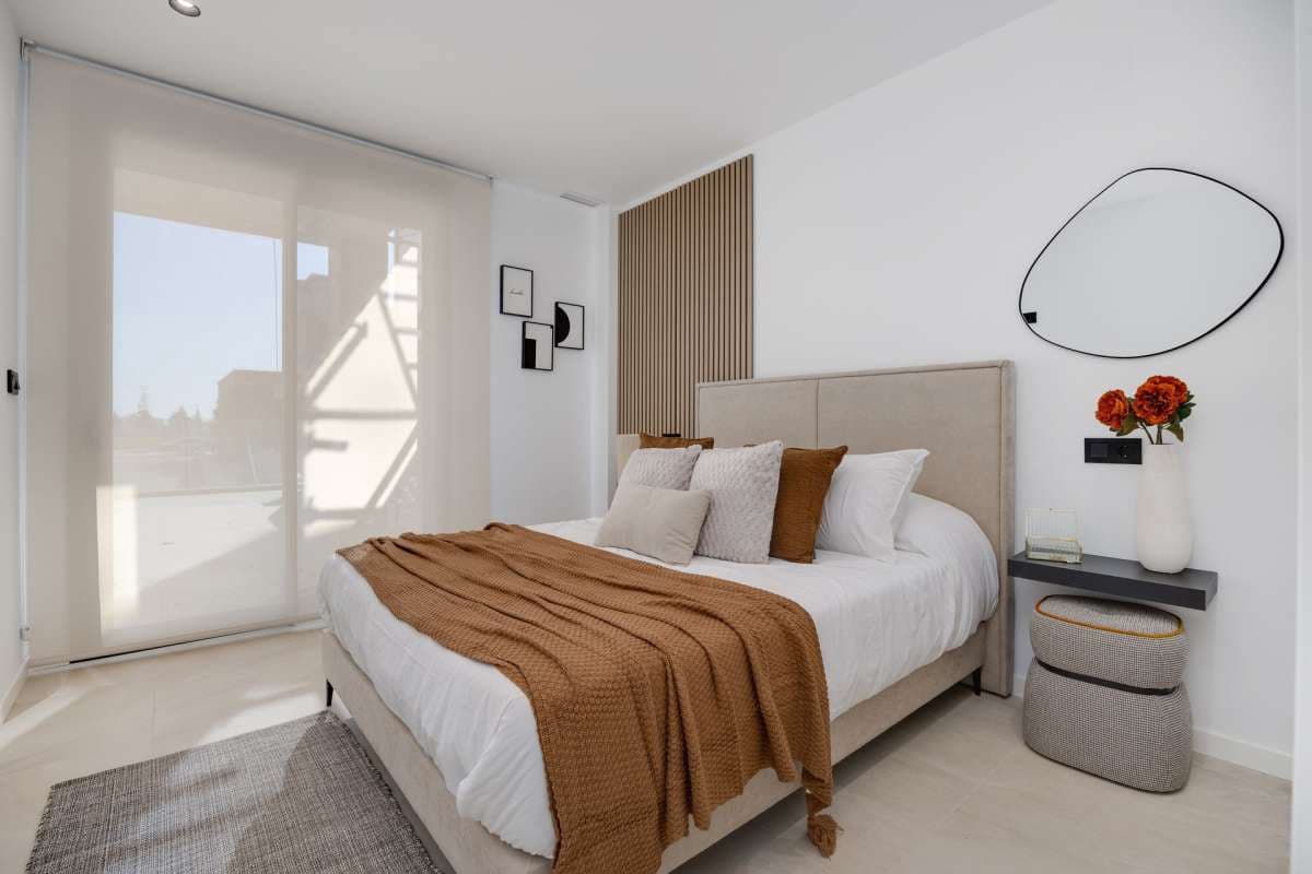 Apartamento de 3 habitaciones en Los Alcázares en venta con piscina garaje - 330.000 € (Ref: 10000986)