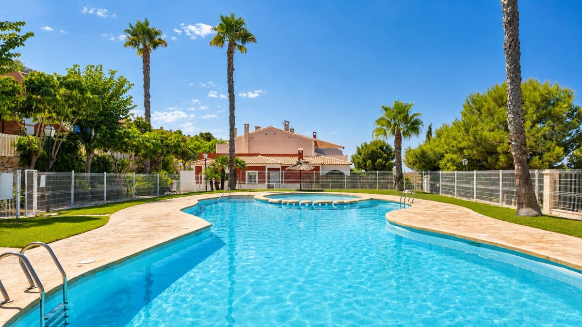 2 sovrum Hus till salu i Bonalba med pool garage - 295 000 € (Ref: 10012297)