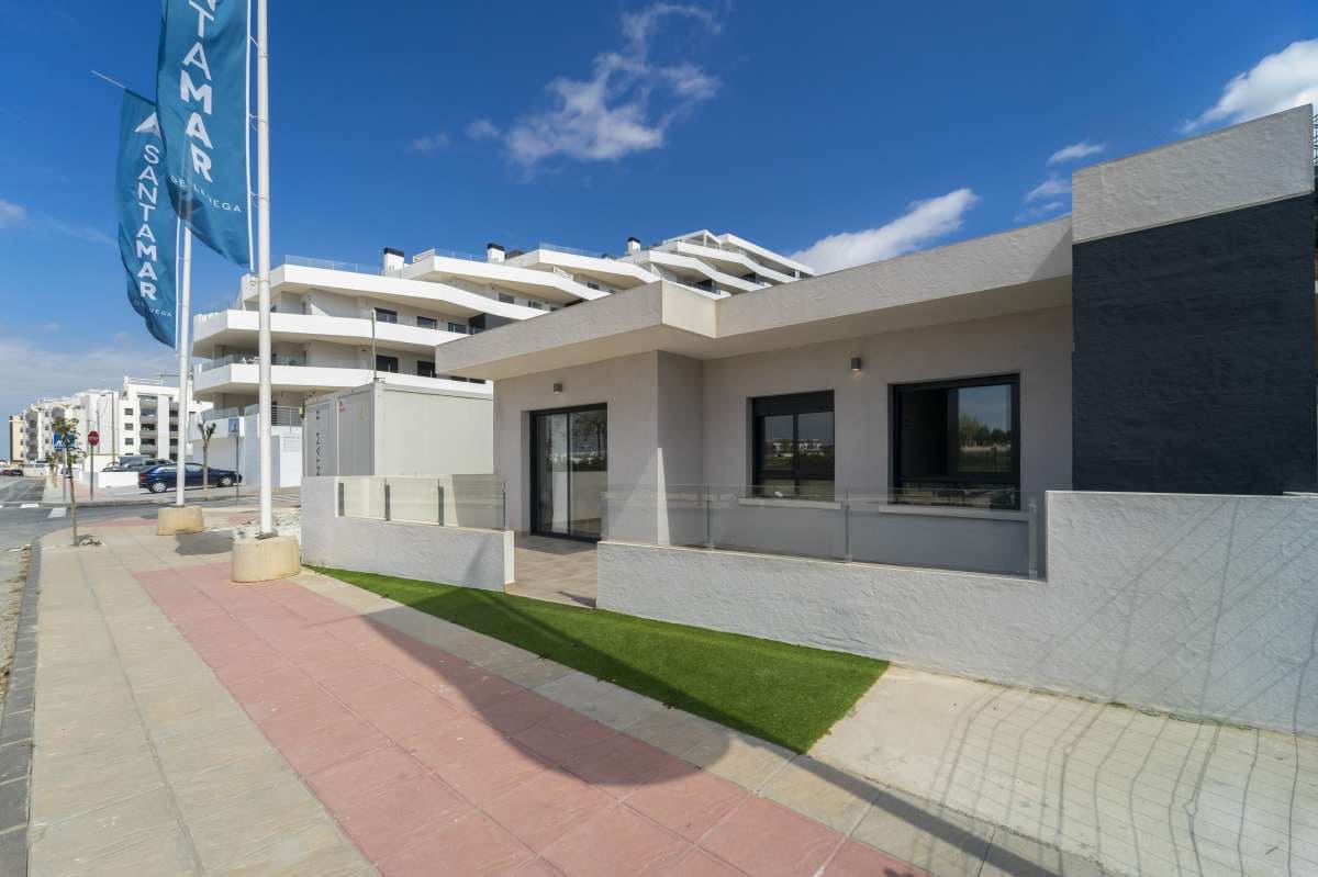 3 slaapkamer Appartement te koop in San Miguel de Salinas met zwembad garage - € 319.900 (Ref: 10076862)