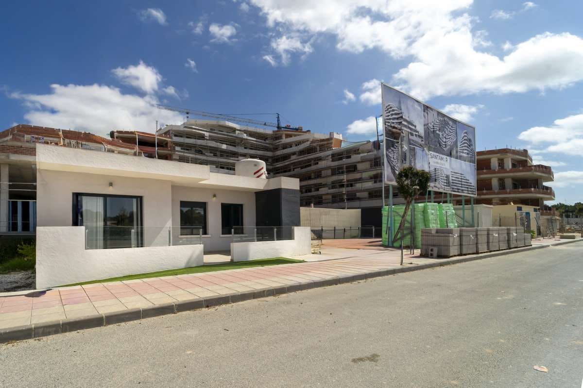 3 slaapkamer Appartement te koop in San Miguel de Salinas met zwembad garage - € 319.900 (Ref: 10076862)