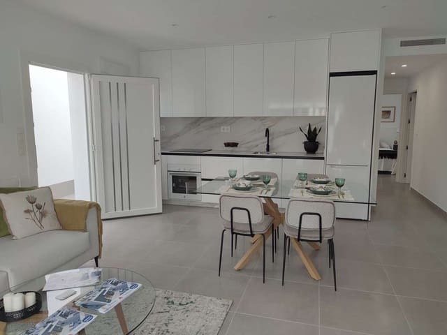 Chalet de 3 habitaciones en Balsicas, Torre-Pacheco en venta con piscina garaje - 330.000 € (Ref: 10095348)