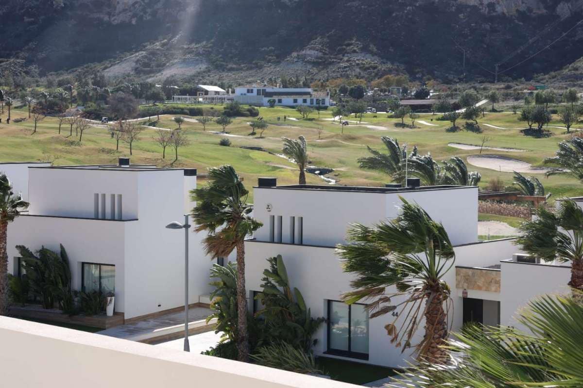 Apartamento de 2 habitaciones en Monforte del Cid en venta con piscina garaje - 495.000 € (Ref: 10103702)