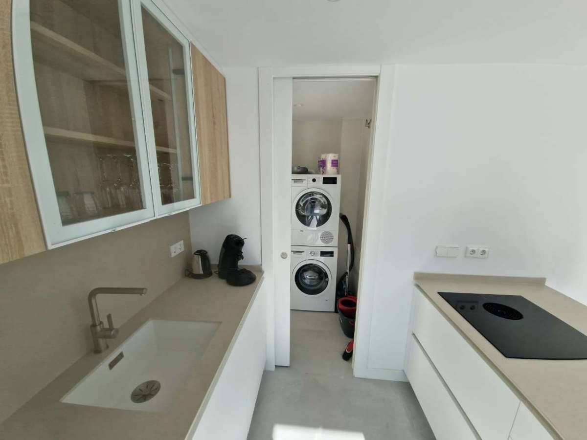 Apartamento de 2 habitaciones en Monforte del Cid en venta con piscina garaje - 410.000 € (Ref: 10103703)