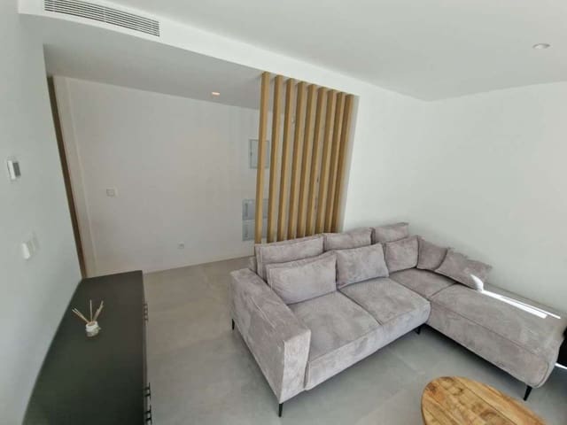 Apartamento de 2 habitaciones en Monforte del Cid en venta con piscina garaje - 410.000 € (Ref: 10103703)