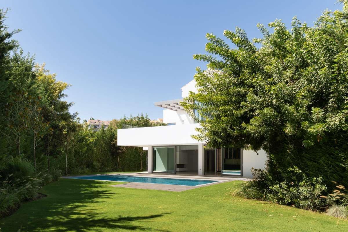 4 quarto Moradia para venda em Estepona com piscina garagem - 2 440 000 € (Ref: 10103721)