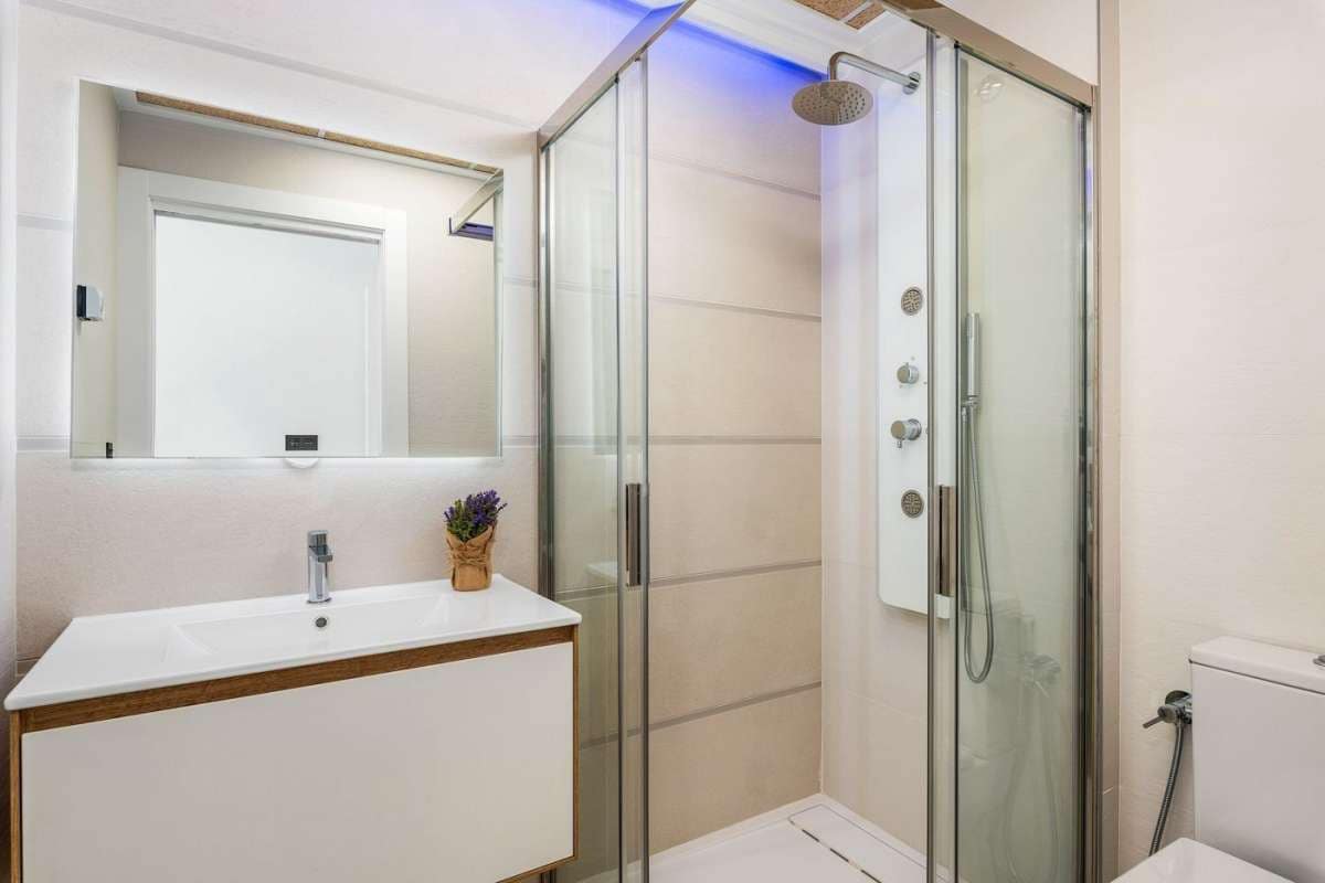 2 camera da letto Bungalow in vendita in Torrevieja con piscina garage - 320.000 € (Rif: 10103755)