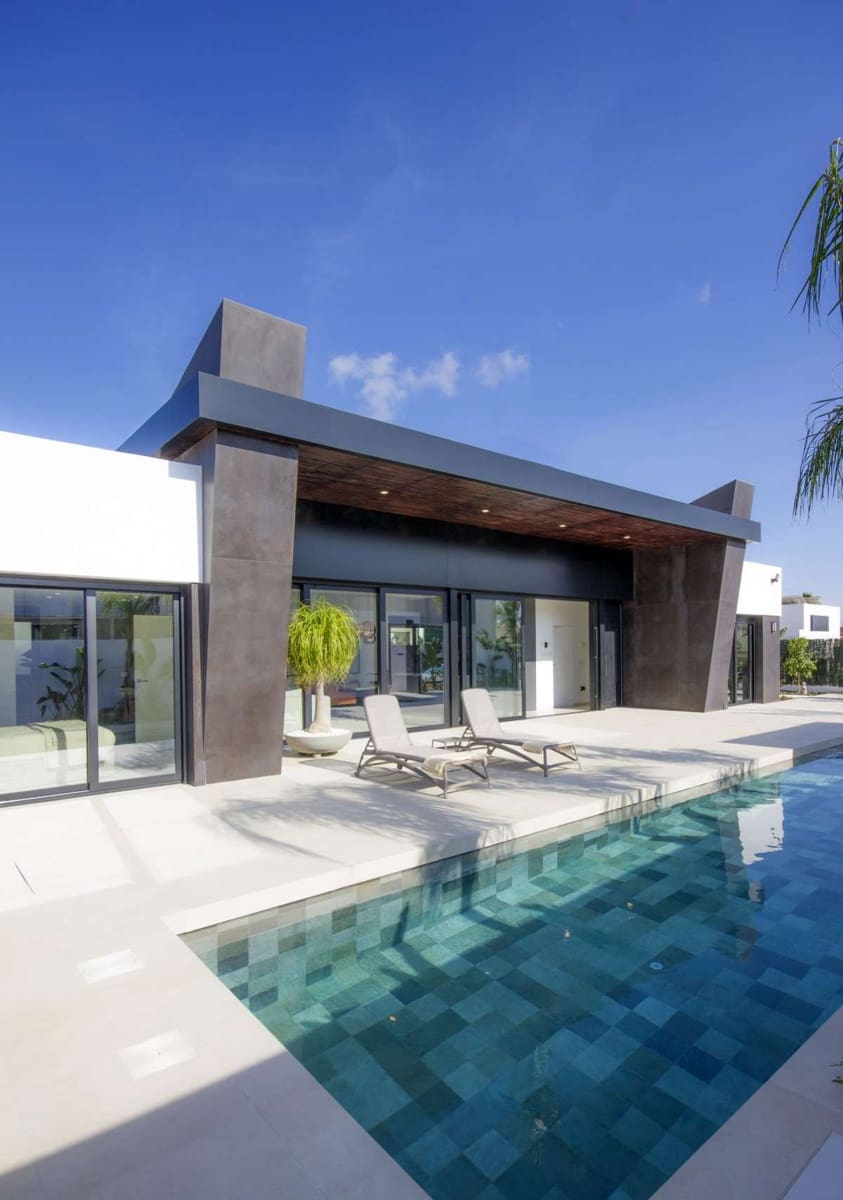 5 sovrum Villa till salu i Ciudad Quesada med pool garage - 1 099 000 € (Ref: 10103768)