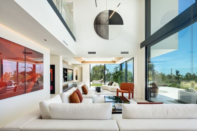 8 Zimmer Villa zu verkaufen in Río Real, Marbella mit Pool Garage - 4.950.000 € (Ref: 10103833)