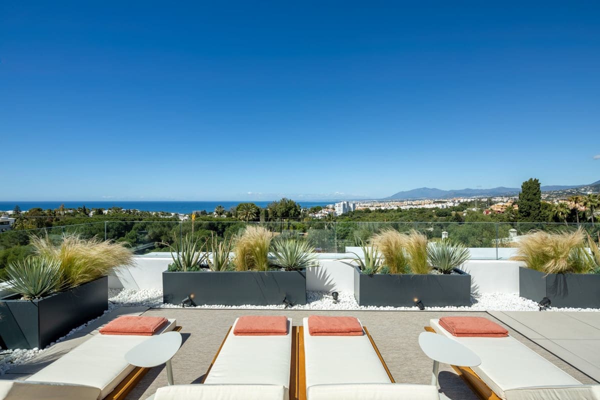 8 Zimmer Villa zu verkaufen in Marbella mit Pool Garage - 4.950.000 € (Ref: 10103833)