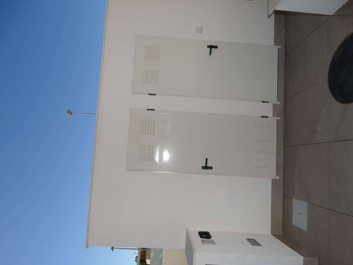 Bungalow de 3 habitaciones en Pilar de la Horadada en venta - 325.000 € (Ref: 10103872)