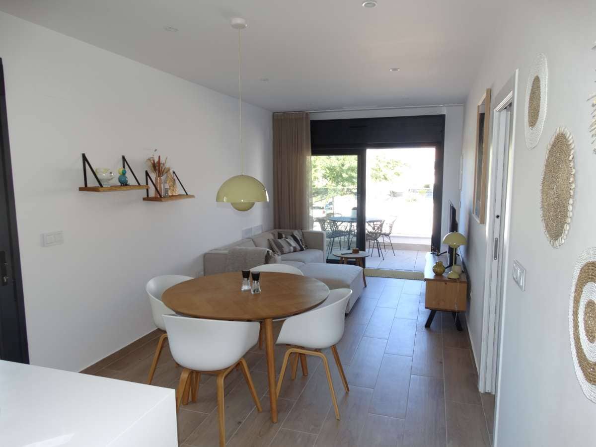 Bungalow de 3 habitaciones en Pilar de la Horadada en venta - 325.000 € (Ref: 10103872)