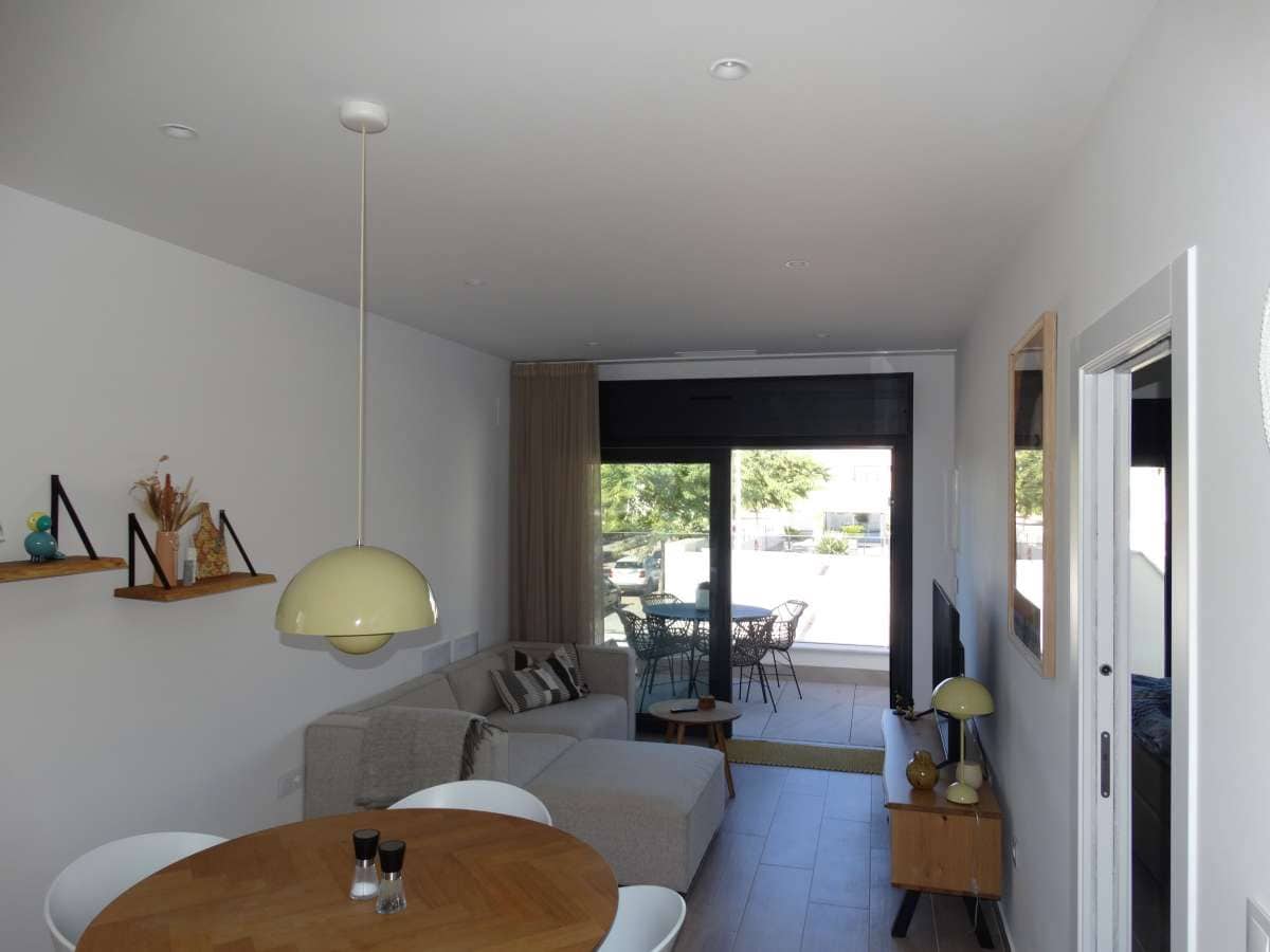 Bungalow de 3 habitaciones en Pilar de la Horadada en venta - 325.000 € (Ref: 10103872)