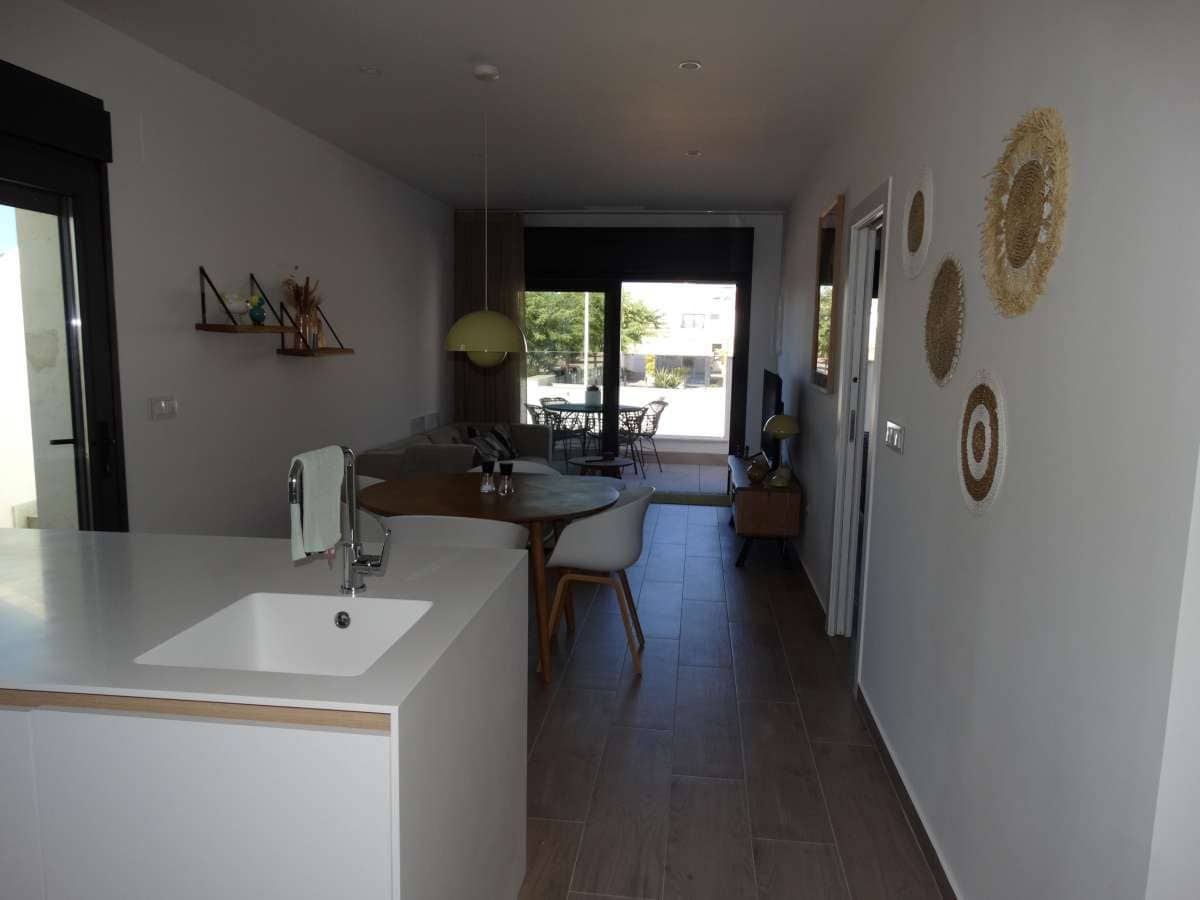 Bungalow de 3 habitaciones en Pilar de la Horadada en venta - 325.000 € (Ref: 10103872)