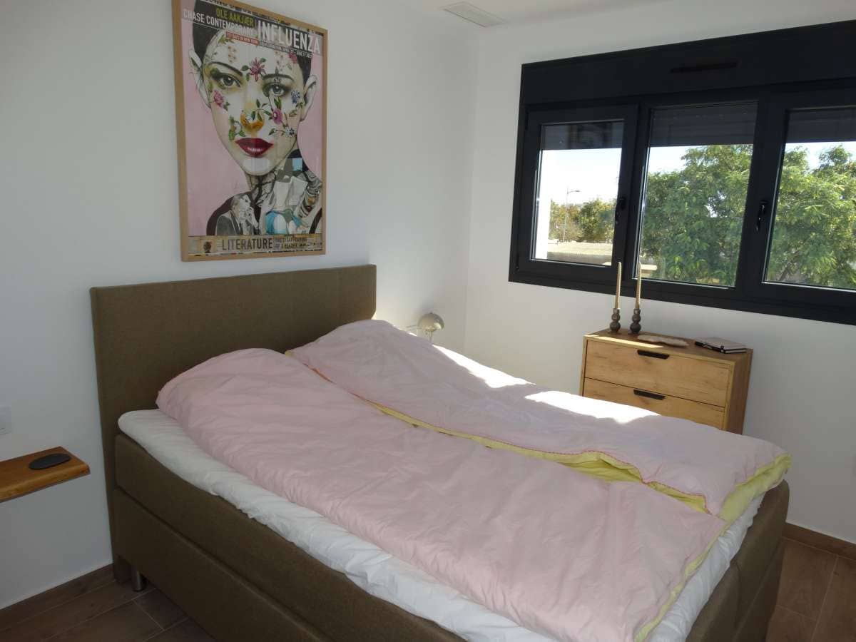 Bungalow de 3 habitaciones en Pilar de la Horadada en venta - 325.000 € (Ref: 10103872)