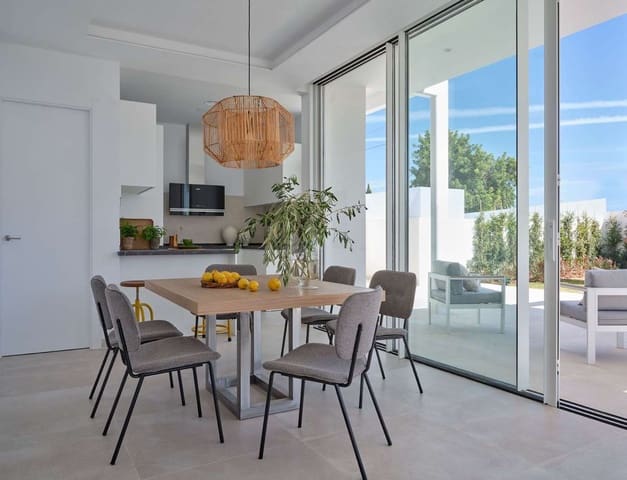 5 quarto Casa em Banda para venda em Valdeolletas - Las Cancelas - Xarblanca, Marbella com piscina garagem - 1 890 000 € (Ref: 10103894)