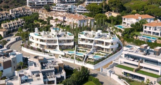3 bedroom Townhouse for sale in Artola, Marbella with pool garage - € 1,790,000 (Ref: 10104042)