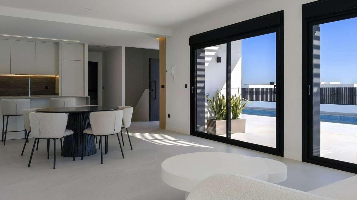 5 Zimmer Villa zu verkaufen in Ciudad Quesada mit Pool Garage - 810.500 € (Ref: 10104238)
