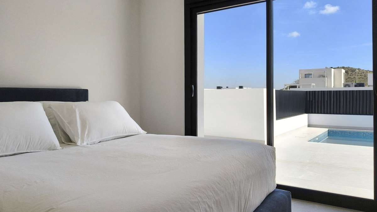 5 Zimmer Villa zu verkaufen in Ciudad Quesada mit Pool Garage - 810.500 € (Ref: 10104238)