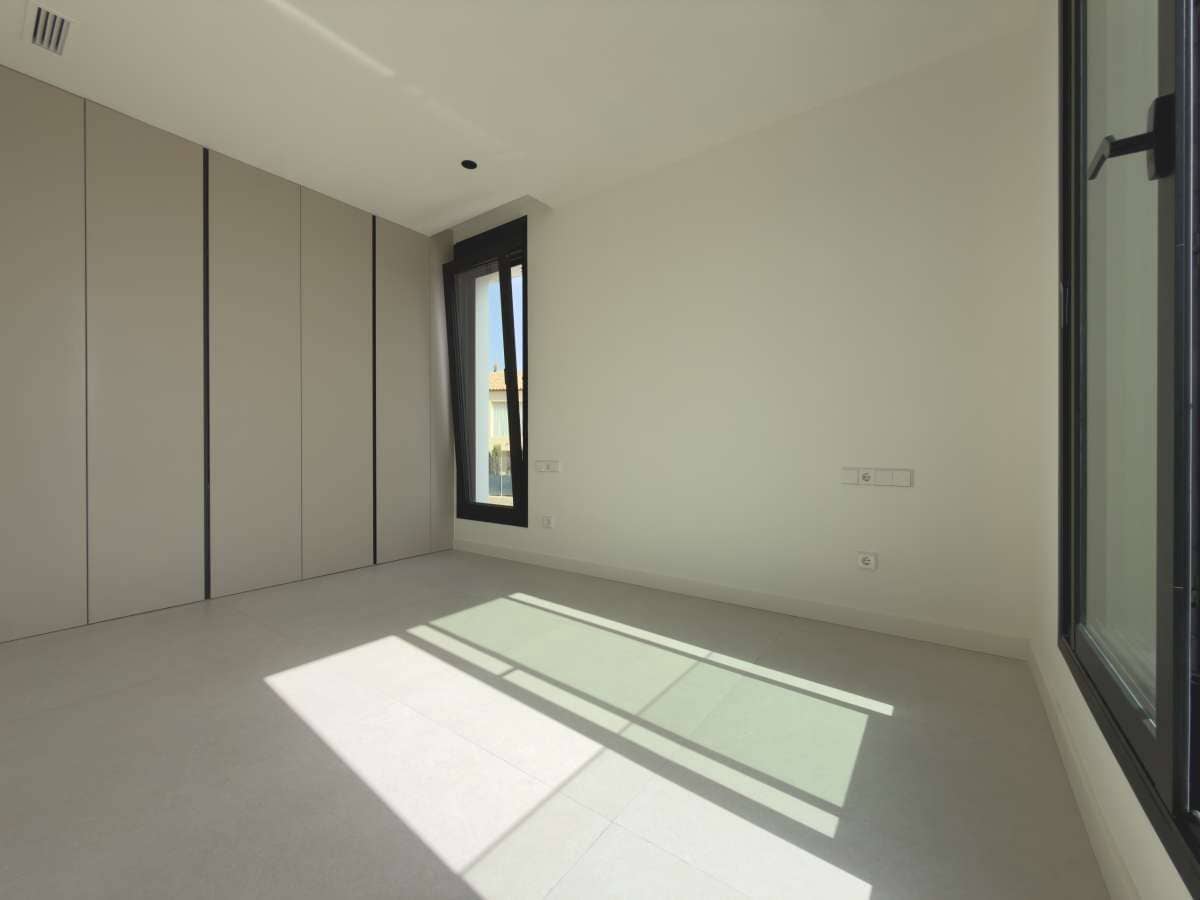 4 soverom Villa til salgs i Finestrat med svømmebasseng garasje - € 990 000 (Ref: 10104245)