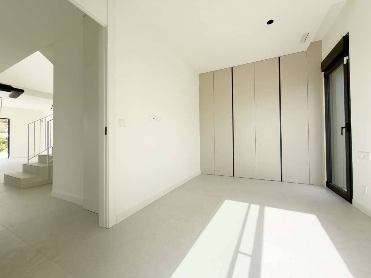 4 soverom Villa til salgs i Finestrat med svømmebasseng garasje - € 990 000 (Ref: 10104245)