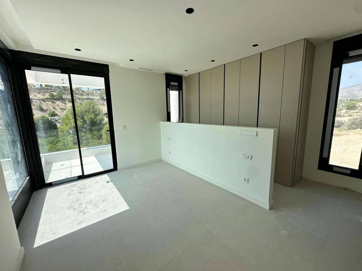 4 soverom Villa til salgs i Finestrat med svømmebasseng garasje - € 990 000 (Ref: 10104245)