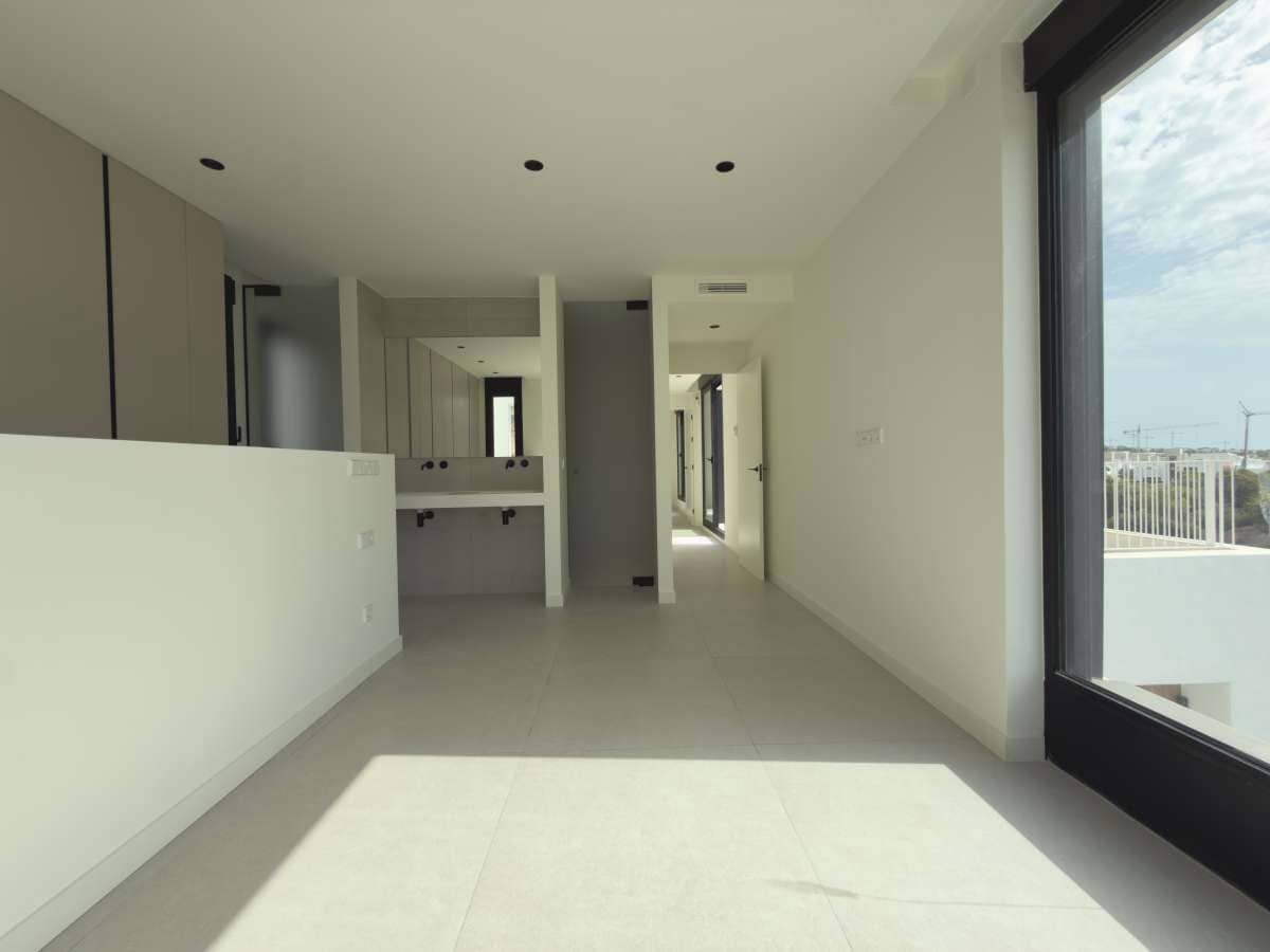 Chalet de 3 habitaciones en Finestrat en venta con piscina garaje - 850.000 € (Ref: 10104246)