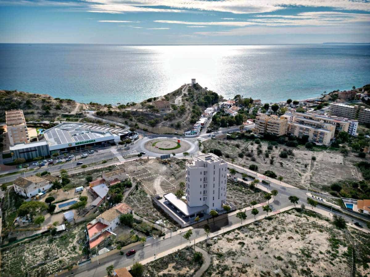 Apartamento de 2 habitaciones en La Villajoyosa / Vila Joiosa en venta con piscina garaje - 429.000 € (Ref: 10117192)