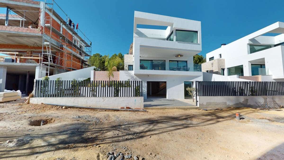 3 Zimmer Villa zu verkaufen in Polop mit Pool Garage - 985.000 € (Ref: 10117265)