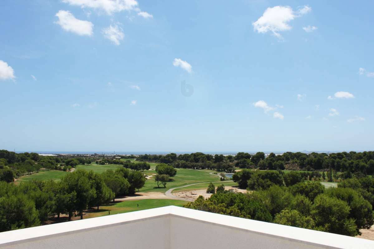 Apartamento de 3 habitaciones en Pinar de Campoverde en venta con piscina garaje - 329.900 € (Ref: 10117272)