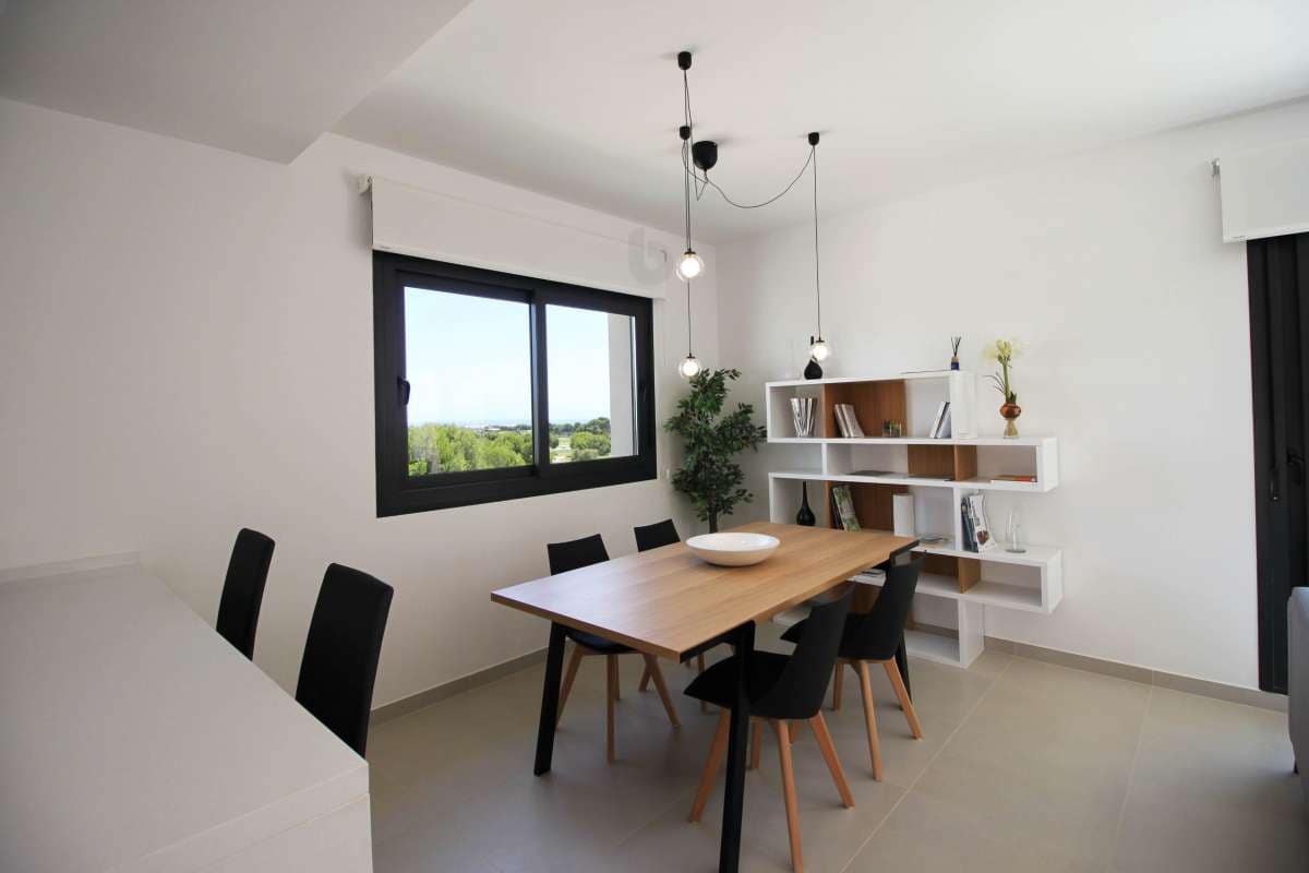 Apartamento de 3 habitaciones en Pinar de Campoverde en venta con piscina garaje - 329.900 € (Ref: 10117272)