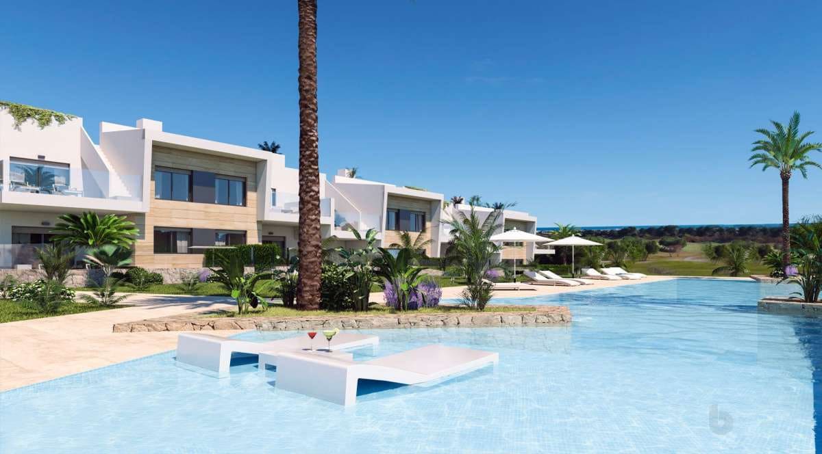 Apartamento de 3 habitaciones en Pinar de Campoverde en venta con piscina garaje - 329.900 € (Ref: 10117272)