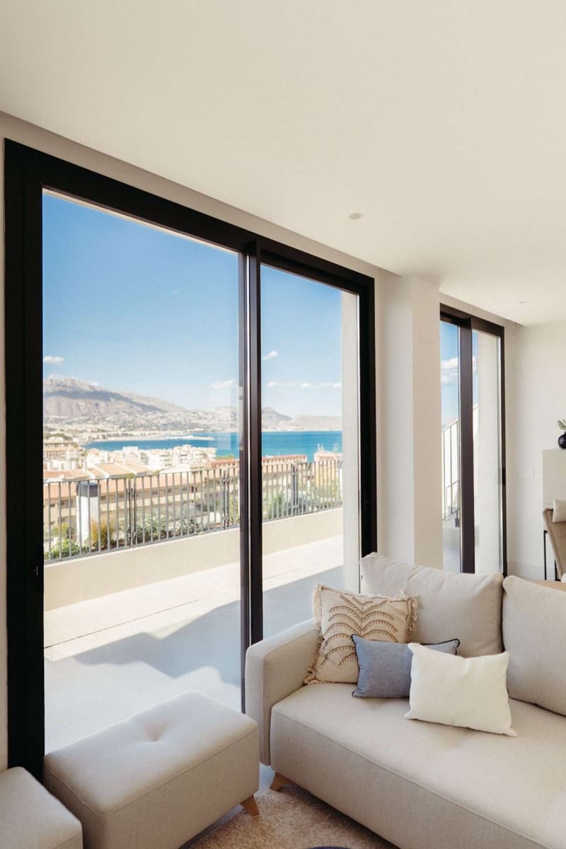 Apartamento de 3 habitaciones en Alfaz del Pi / L'Alfàs del Pi en venta con piscina garaje - 850.000 € (Ref: 10117279)