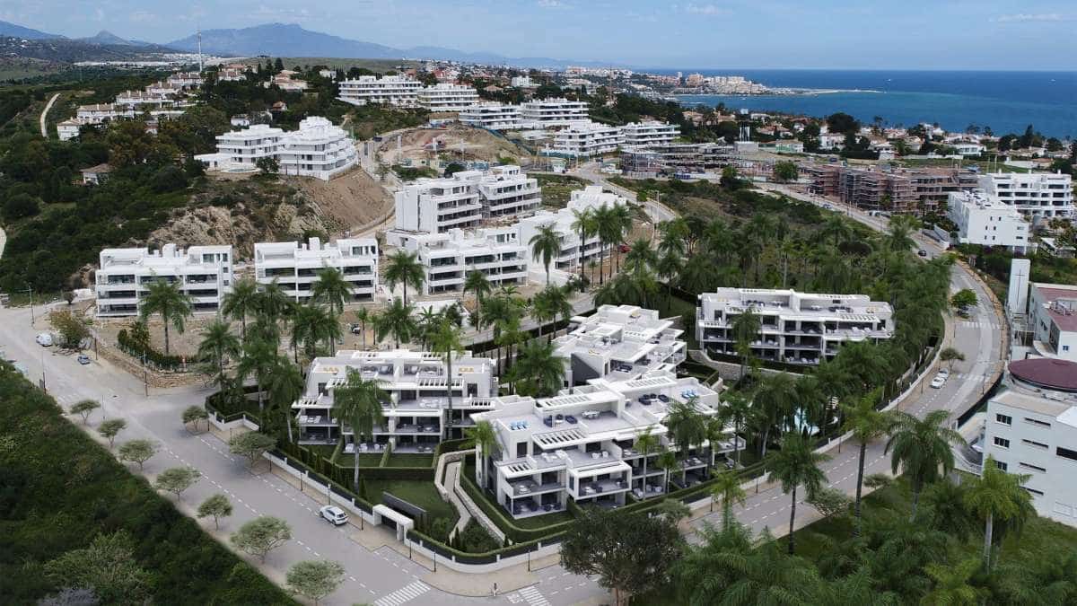 3 soveværelse Lejlighed til salg i Estepona med swimmingpool garage - € 595.000 (Ref: 10117296)