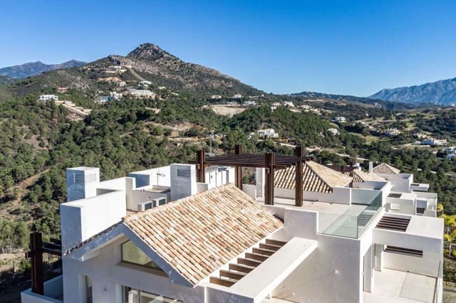 3 sovrum Lägenhet till salu i Montemayor - Marbella Club, Benahavís med pool garage - 895 000 € (Ref: 10117325)
