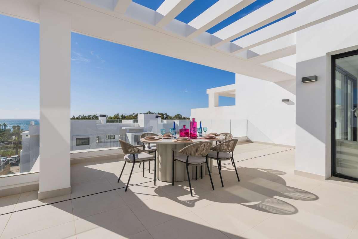 3 makuuhuone Huoneisto myytävänä paikassa Estepona mukana uima-altaan 
autotalli - 755 000 € (Ref: 10117327)