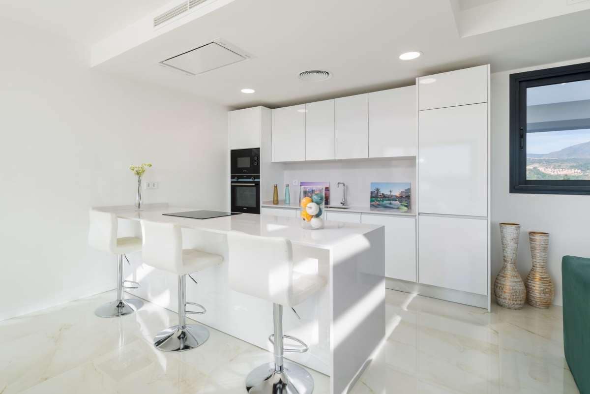 3 quarto Apartamento para venda em Estepona com piscina garagem - 725 000 € (Ref: 10117328)