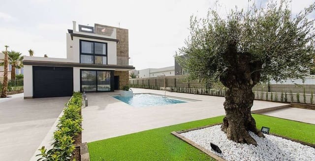 3 quarto Moradia para venda em Dehesa de Campoamor, Orihuela com piscina - 995 000 € (Ref: 10117347)