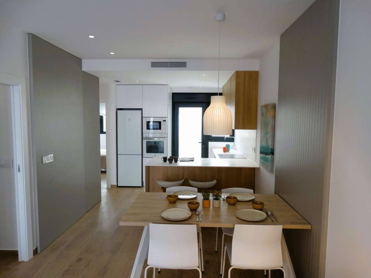 3 makuuhuone Bungalow myytävänä paikassa Pilar de la Horadada mukana uima-altaan 
autotalli - 295 000 € (Ref: 10117355)