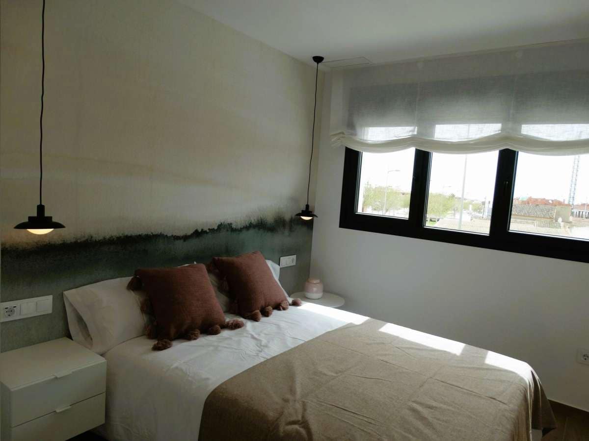 3 sypialnia Bungalow na sprzedaż w Pilar de la Horadada z basenem garażem - 295 000 € (Ref: 10117357)