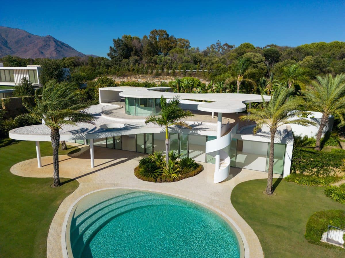 5 sypialnia Willa na sprzedaż w Casares z basenem garażem - 6 750 000 € (Ref: 10185659)