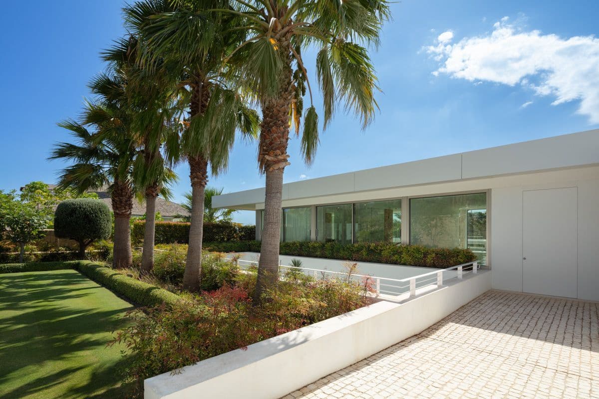 5 sypialnia Willa na sprzedaż w Casares z basenem garażem - 6 750 000 € (Ref: 10185659)