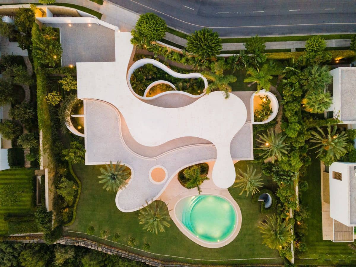 5 sypialnia Willa na sprzedaż w Casares z basenem garażem - 6 750 000 € (Ref: 10185659)