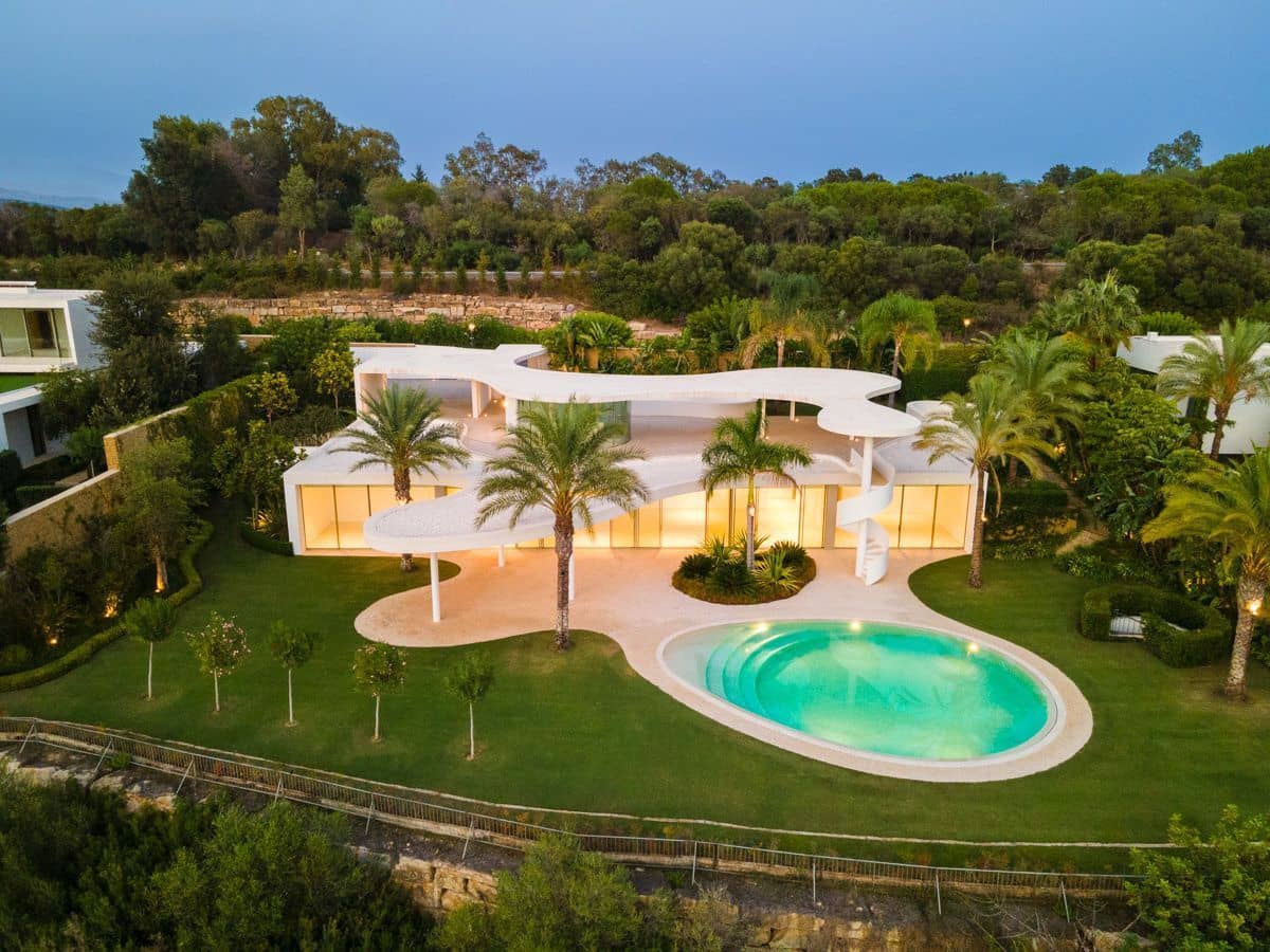 5 sypialnia Willa na sprzedaż w Casares z basenem garażem - 6 750 000 € (Ref: 10185659)