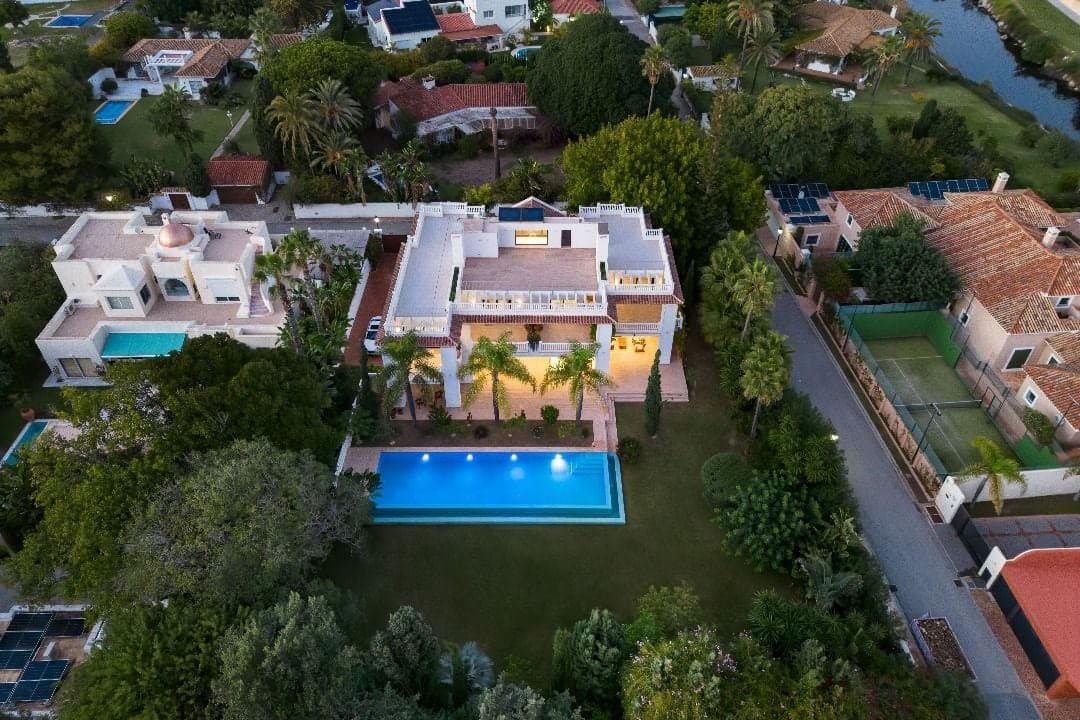 7 soverom Villa til salgs i Atalaya-Isdabe med svømmebasseng garasje - € 4 750 000 (Ref: 10185710)