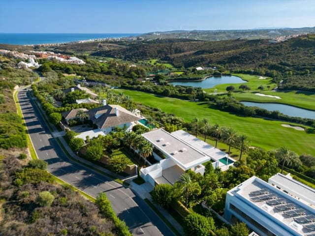4 slaapkamer Villa te koop in Casares Golf - Casares del Sol, Casares met zwembad garage - € 5.750.000 (Ref: 10185794)