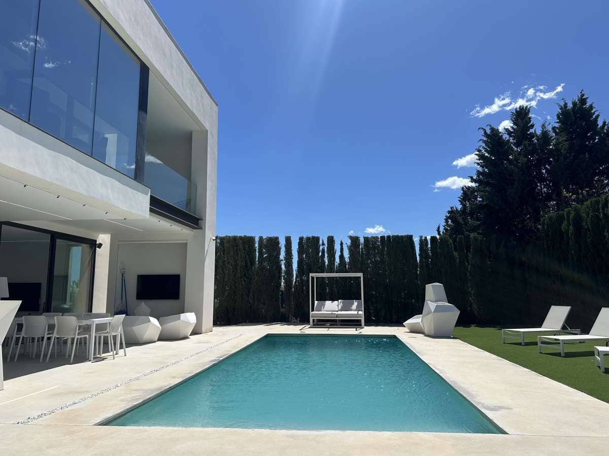 5 soverom Villa til salgs i Muchamiel / Mutxamel med svømmebasseng garasje - € 1 250 000 (Ref: 8936533)