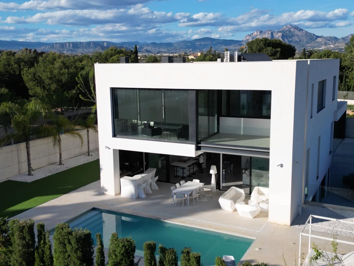 5 soverom Villa til salgs i Muchamiel / Mutxamel med svømmebasseng garasje - € 1 250 000 (Ref: 8936533)